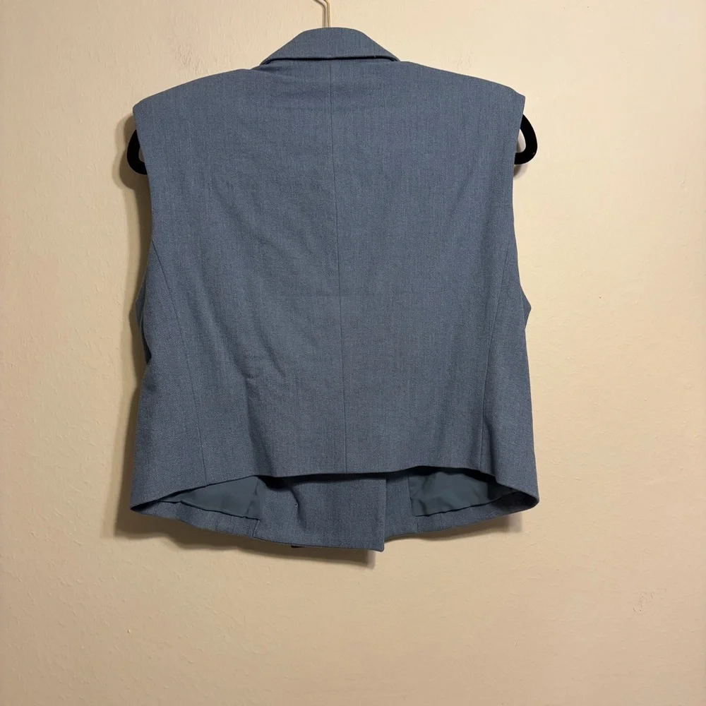 NWT Express Women‎ tailored Shoulder  Pad Sleeveless Vest Dusty Blue Size L
